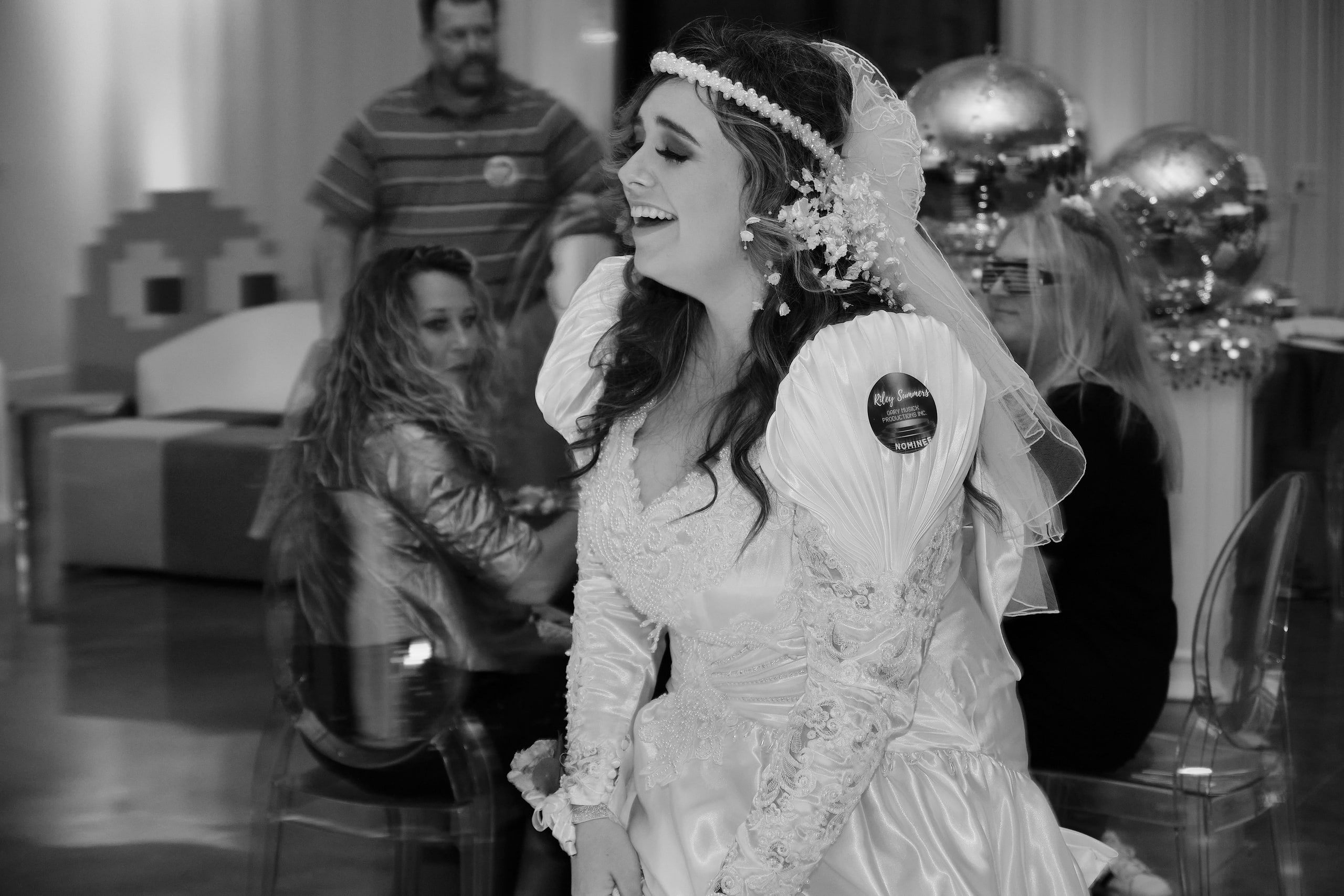 B&w costumed pair.
