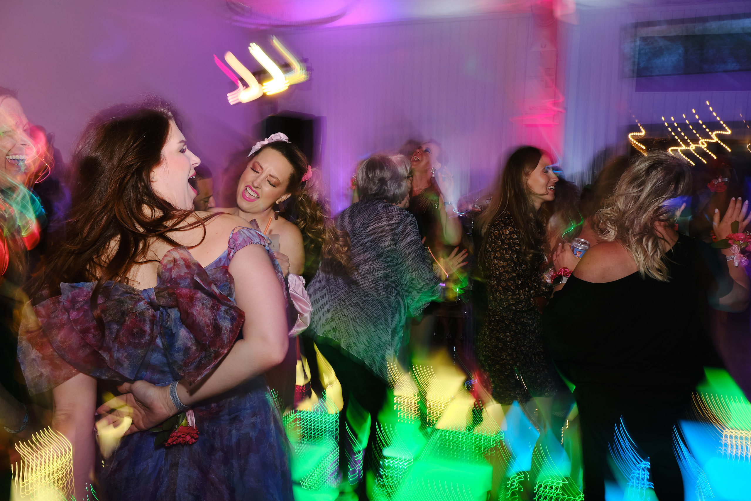 Dance floor, hands up.